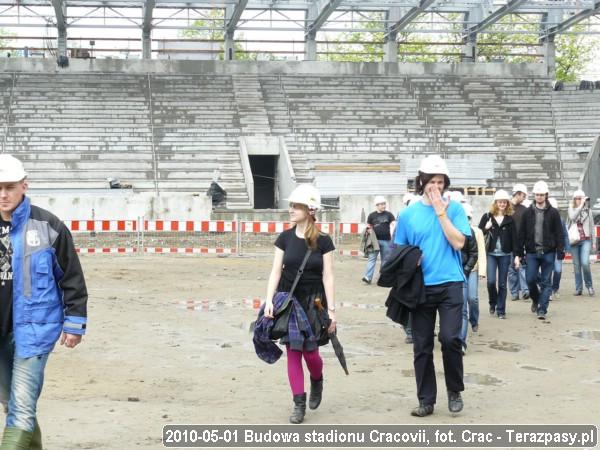 2010-05-01-budowa-stadionu-39