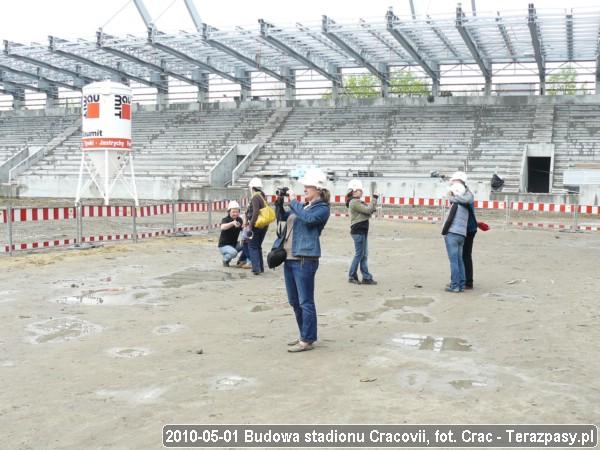 2010-05-01-budowa-stadionu-41