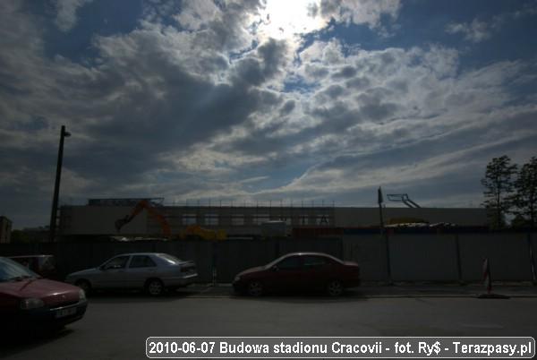 2010-06-07-stadion-rys-01