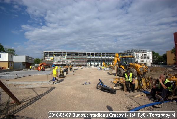 2010-06-07-stadion-rys-49