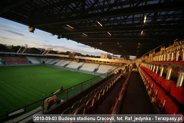 2010-09-03-stadion-raf-jedynka07