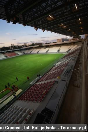 2010-09-03-stadion-raf-jedynka10