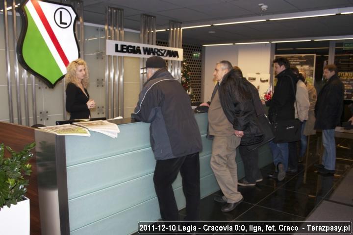 2011-12-10-legia-cracovia-craco-01