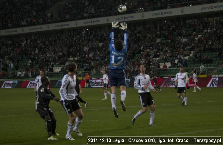 2011-12-10-legia-cracovia-craco-48