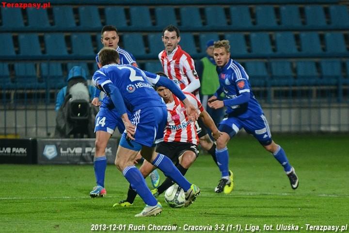 2013-12-01_Ruch_Chorzow-Cracovia_4249_720