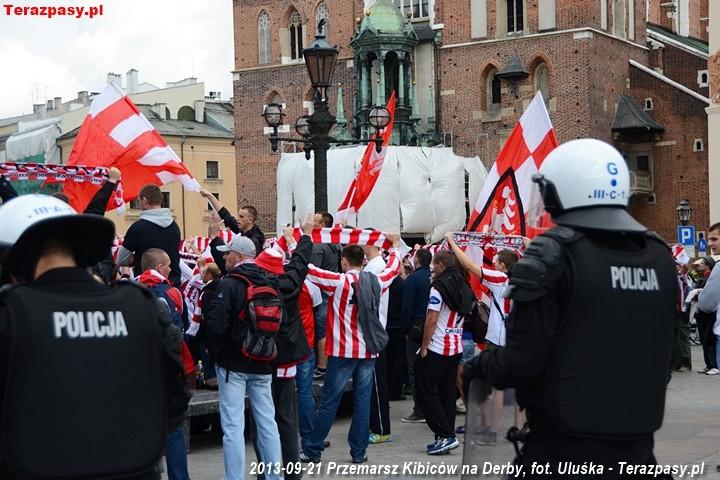 2013-09-21_Przemarsz_Cracovii_2364_720
